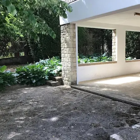 Maison Spacieuse A Avec Jardin 150 M² Villeneuve-lès-Avignon
