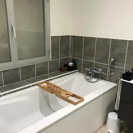 Maison Spacieuse A Avec Jardin 150 M² * Villeneuve-lès-Avignon