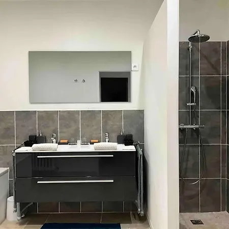 Maison Spacieuse A Avec Jardin 150 M² Ferienhaus