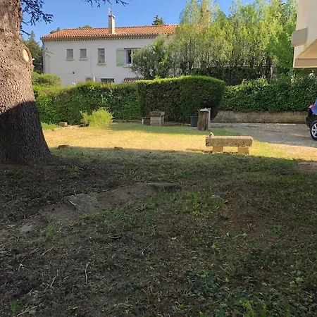 Maison Spacieuse A Avec Jardin 150 M² *