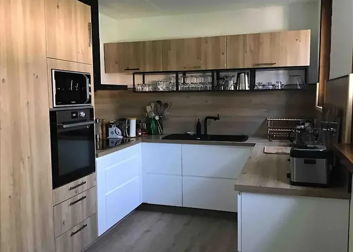 Maison Spacieuse A Avec Jardin 150 M² *