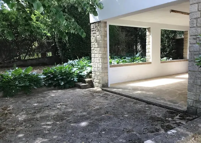 Maison Spacieuse A Avec Jardin 150 M² Villeneuve-les-Avignon