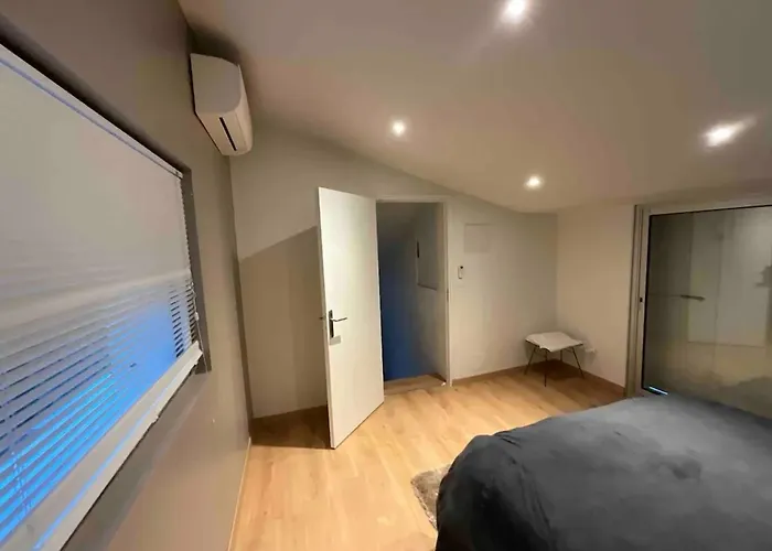 Maison Spacieuse A Avec Jardin 150 M² Villeneuve-les-Avignon