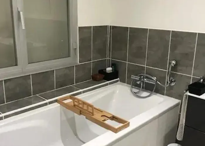 Maison Spacieuse A Avec Jardin 150 M² * Villeneuve-les-Avignon
